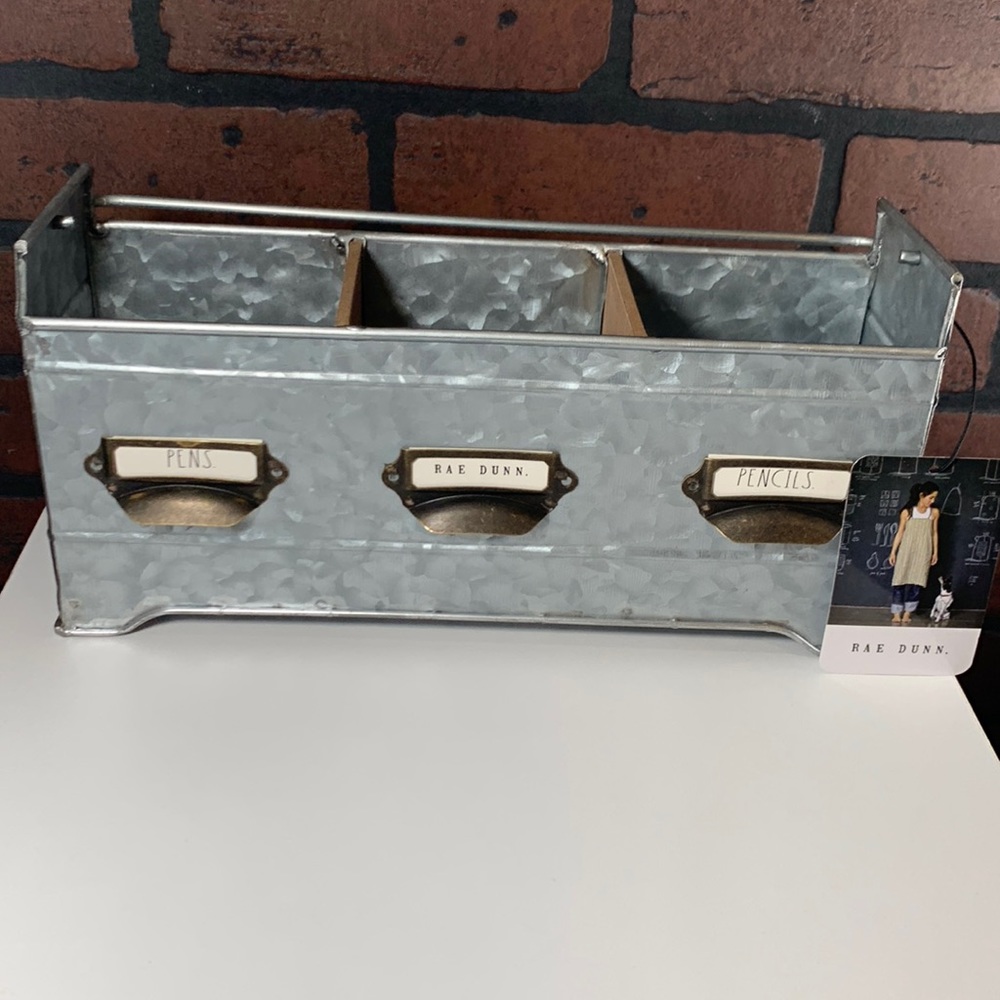 Rae Dunn PENCILS and PENS holder - Picture 2 of 11